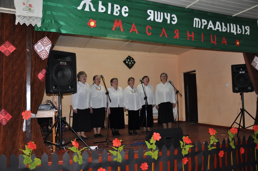 Żywie jaszcze tradycyja - Maslanica w Narwi